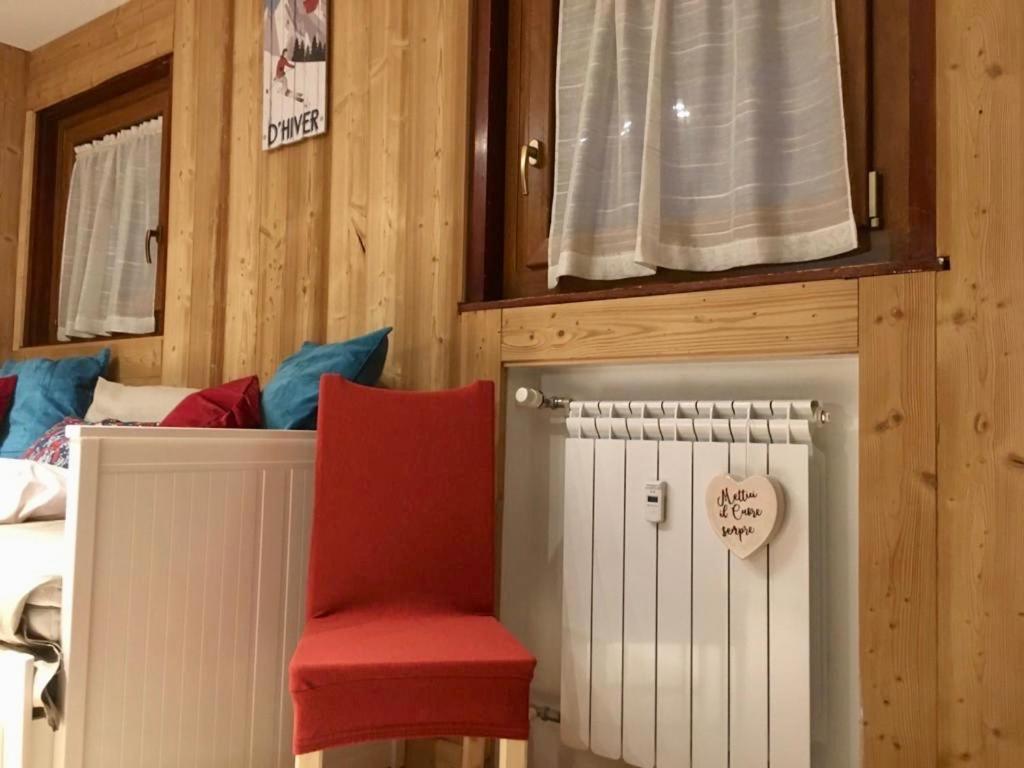 شقة Aroma Di Legno E Profumo Di Neve بيريوِل تْشيرفينيا المظهر الخارجي الصورة