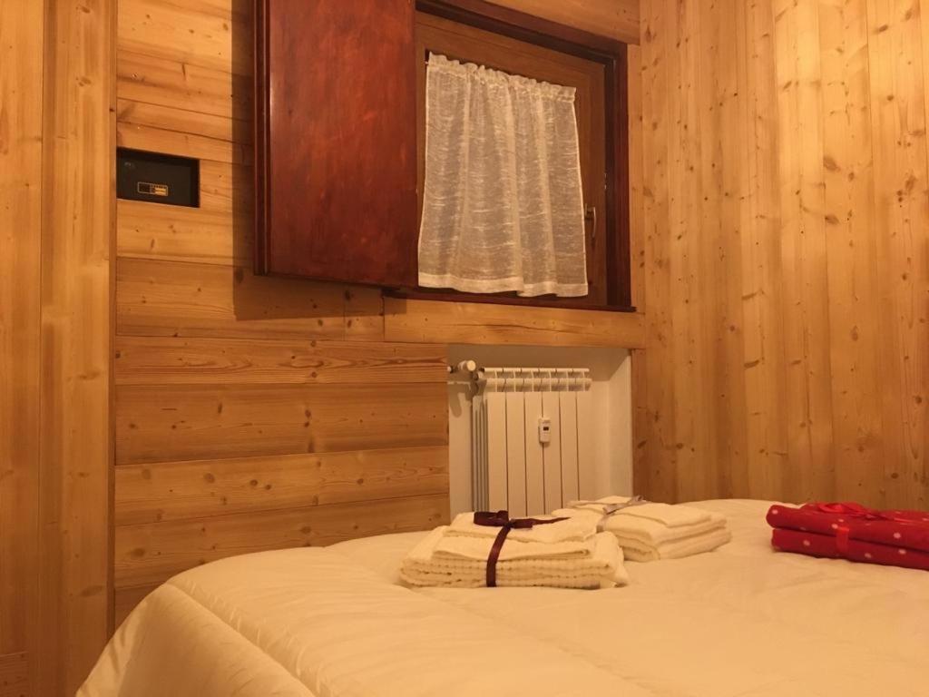شقة Aroma Di Legno E Profumo Di Neve بيريوِل تْشيرفينيا المظهر الخارجي الصورة