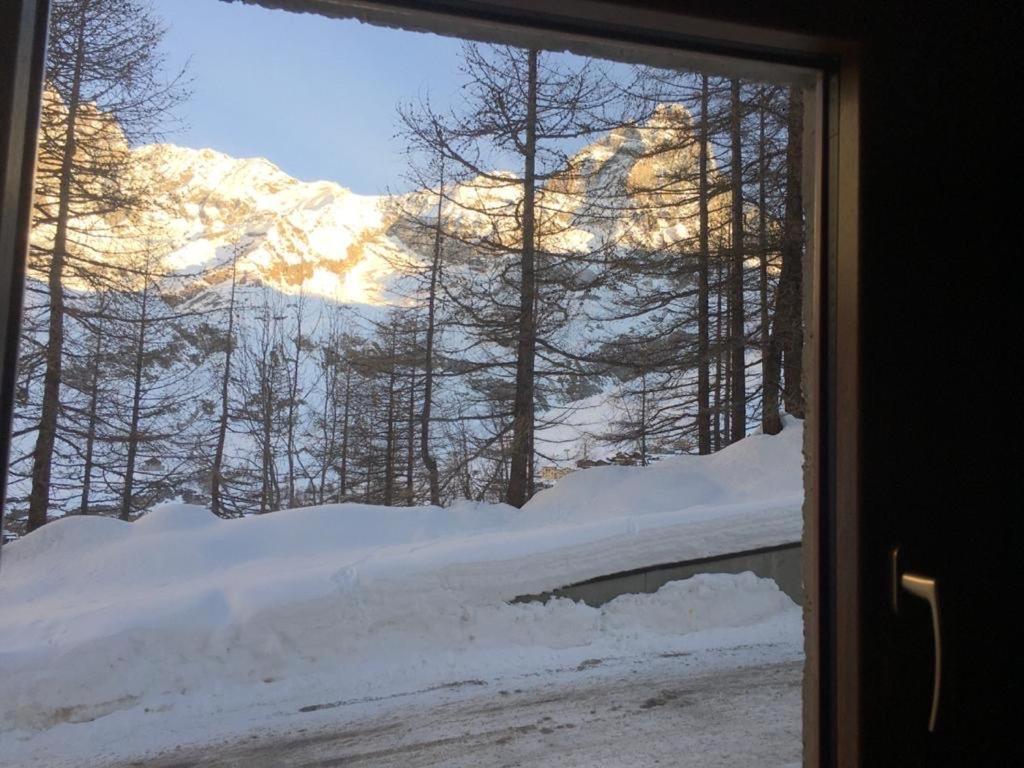 شقة Aroma Di Legno E Profumo Di Neve بيريوِل تْشيرفينيا المظهر الخارجي الصورة