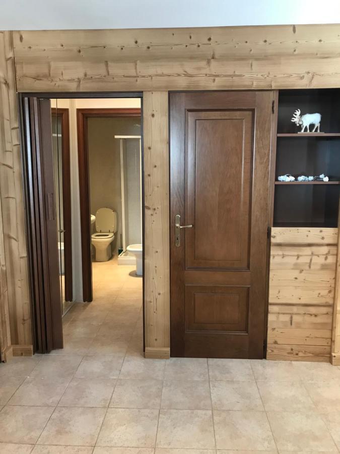شقة Aroma Di Legno E Profumo Di Neve بيريوِل تْشيرفينيا المظهر الخارجي الصورة